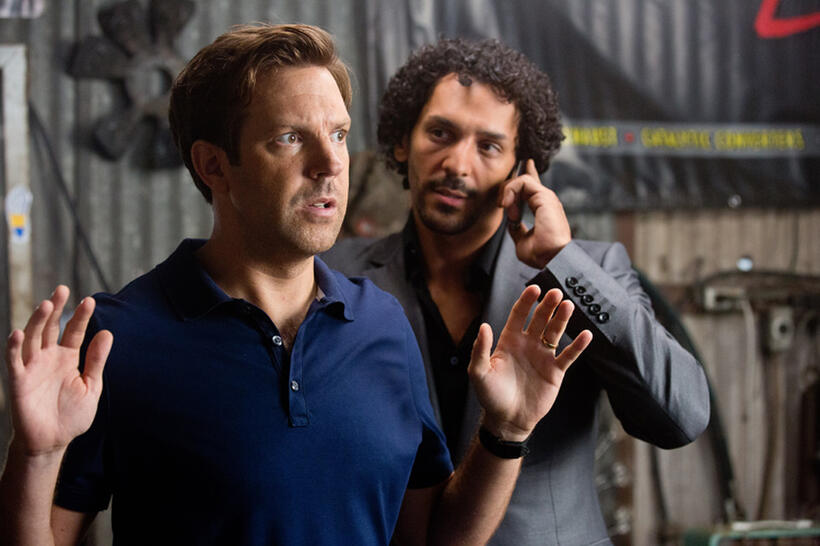 Jason Sudeikis as David Clark and Tomer Sisley as Pablo Chacon in "We're the Millers."