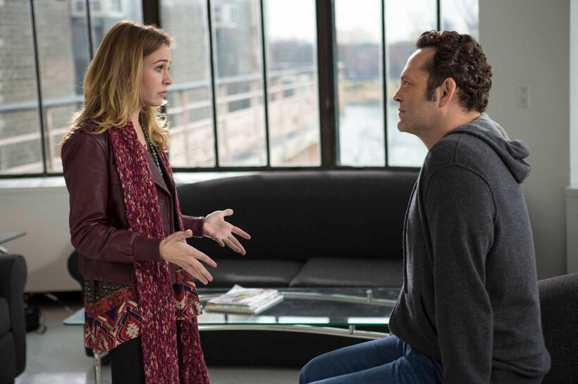 Britt Robertson as Kristen and Vince Vaughn as David Wozniak in "Delivery Man."