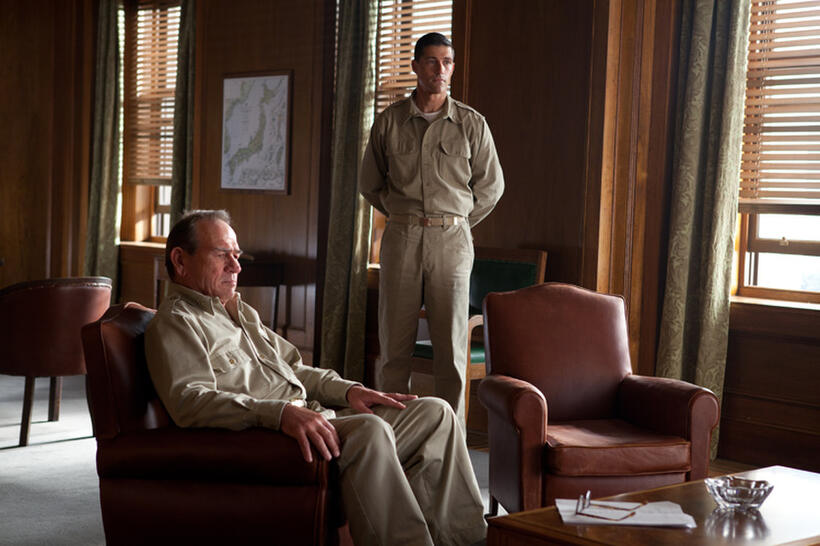 Tommy Lee Jones as General Douglas MacArthur and Matthew Fox as General Bonner Fellers in "Emperor."