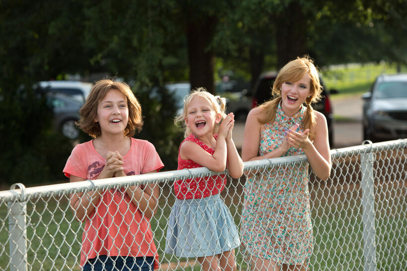 Emma Fuhrmann as Espn, Alyvia Alyn Lind as Lou and Bella Thorne as Hilary in "Blended."
