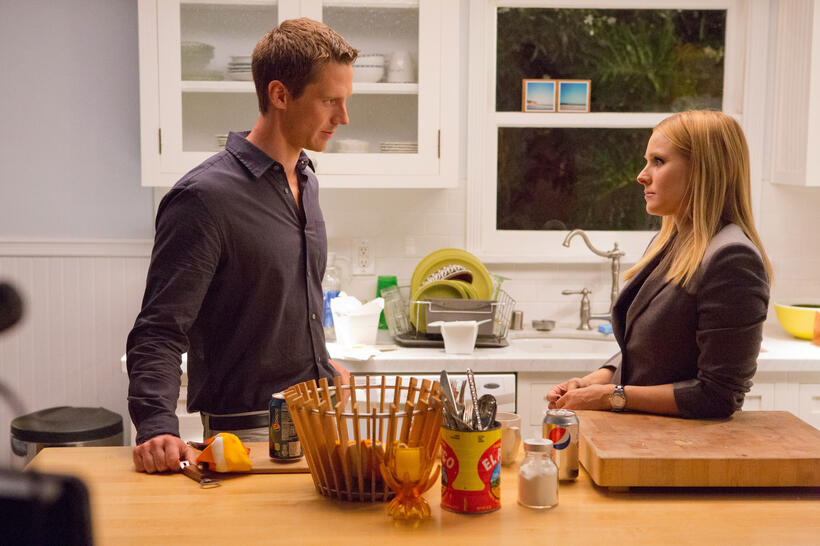 Jason Dohring as Logan Echolls and Kristen Bell as Veronica Mars in "Veronica Mars."