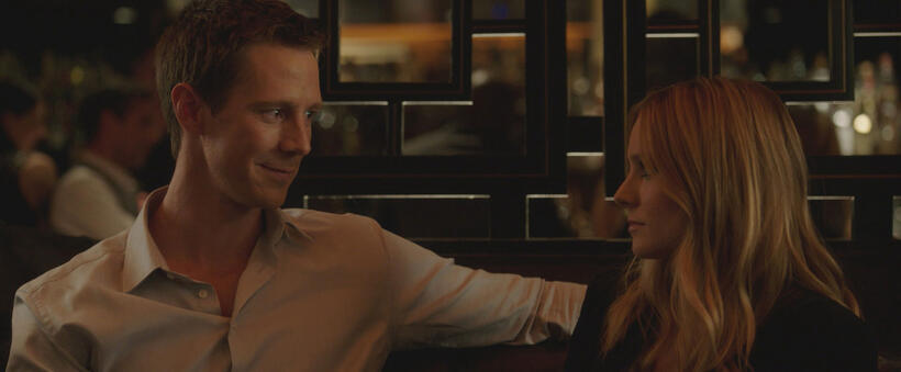 Jason Dohring as Logan Echolls and Kristen Bell as Veronica Mars in "Veronica Mars."