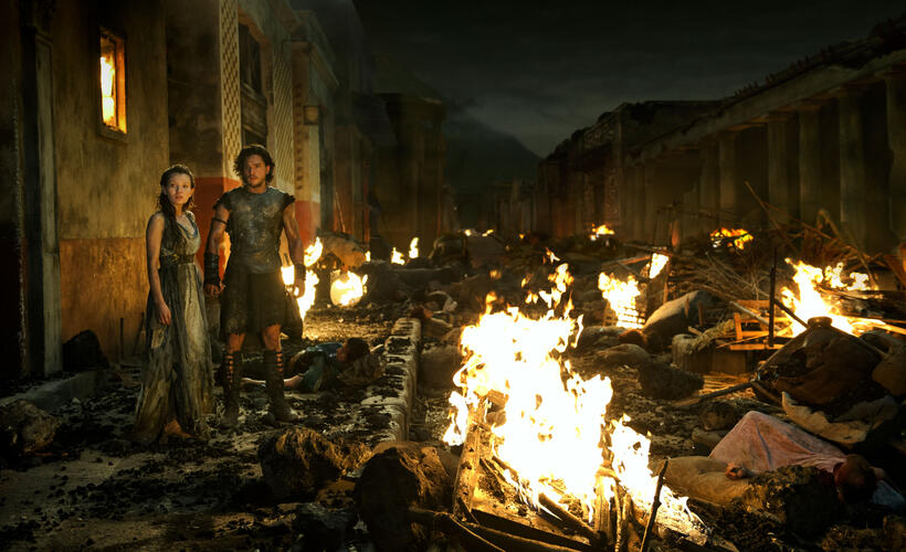 Kit Harington as Milo and Emily Browning as Cassia in "Pompeii."
