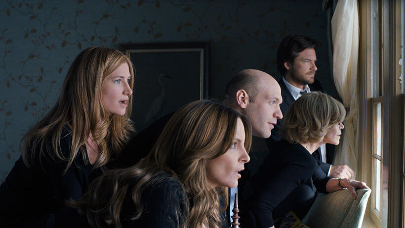 Kathryn Hahn as Annie Altman, Tina Fey as Wendy Altman, Corey Stoll as Paul Altman, Jason Bateman as Judd Altman and Jane Fonda as Hillary Altman in "This Is Where I Leave You."