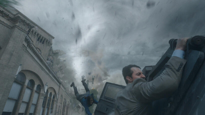 Sarah Wayne Callies as Allison and Richard Armitage as Gary in "Into the Storm."