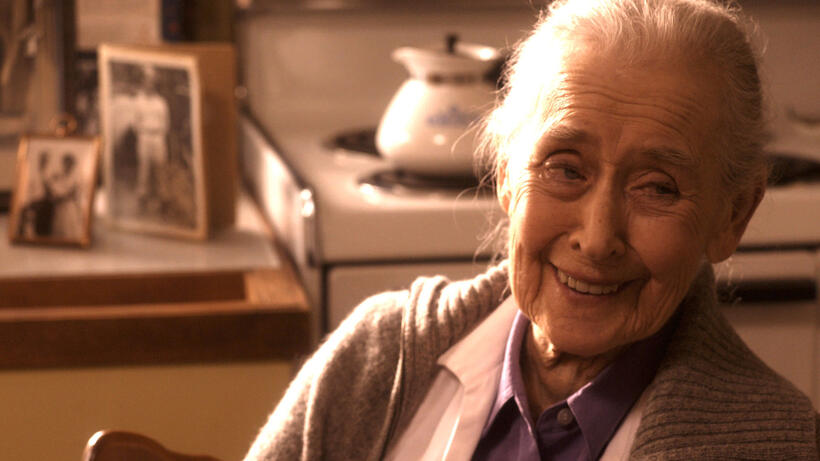Dorothy Silver as Aunt Zella in "Old Fashioned."