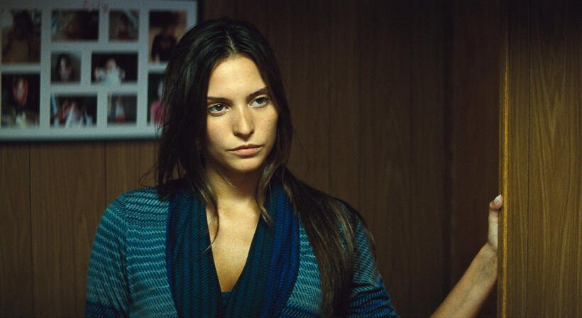 Genesis Rodriguez as Gabriela Conlon in "Run All Night."