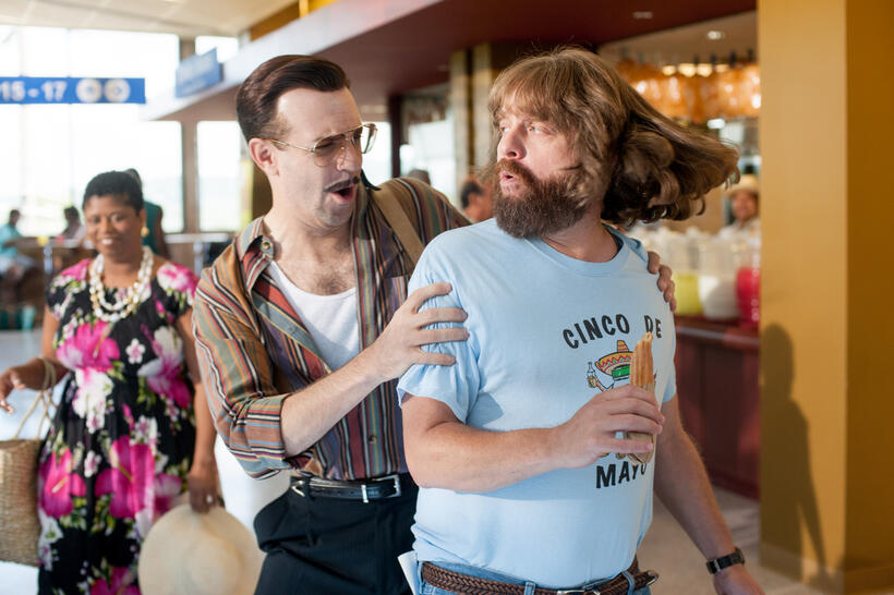 Zach Galifianakis and Jason Sudeikis in "Masterminds."