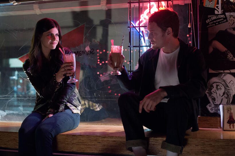 Alexandra Daddario as Olivia and Anton Yelchin as Max in "Burying the Ex."