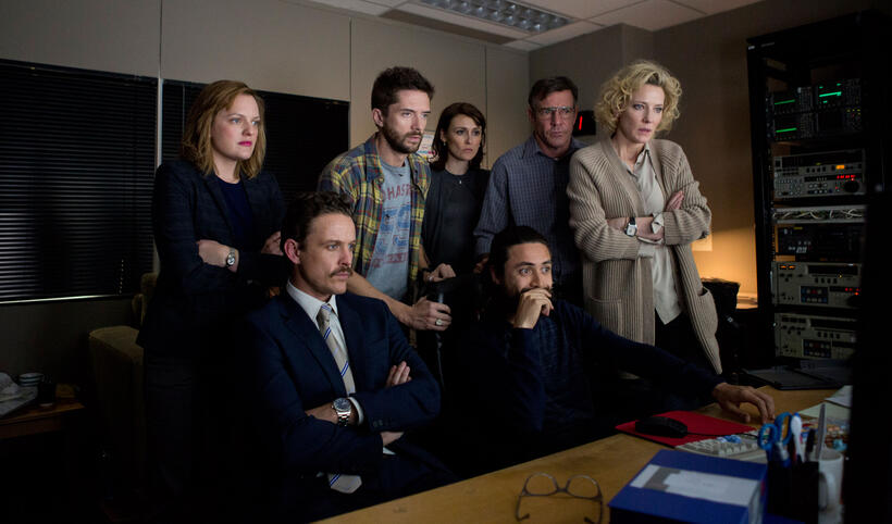 Elisabeth Moss as Lucy Scott, David Lyons as Josh Howard, Topher Grace as Mike Smith, Natalie Saleeba as Mary Murphy, Dennis Quaid as Lt. Colonel Roger Charles, Adam Saunders as Tom and Cate Blanchett as Mary Mapes in "Truth."