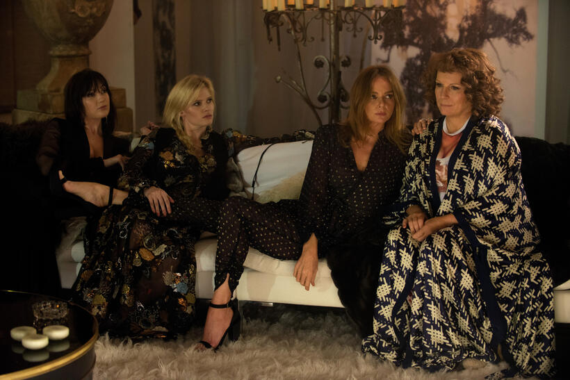 A scene from "Absolutely Fabulous."