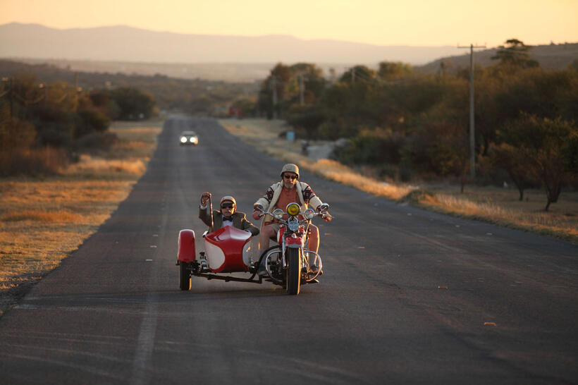 A scene from "Un Padre No Tan Padre."