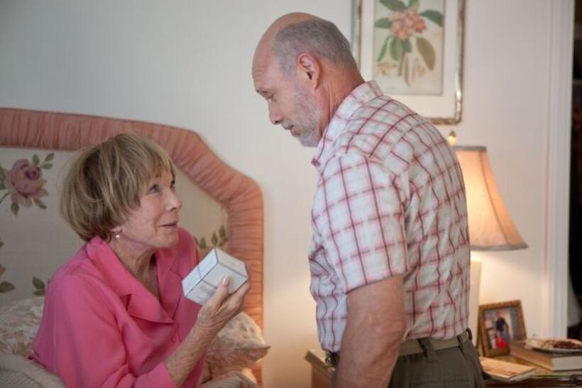 Shirley Maclaine as Estelle and Hector Elizondo as Edgar in "Valentine's Day."