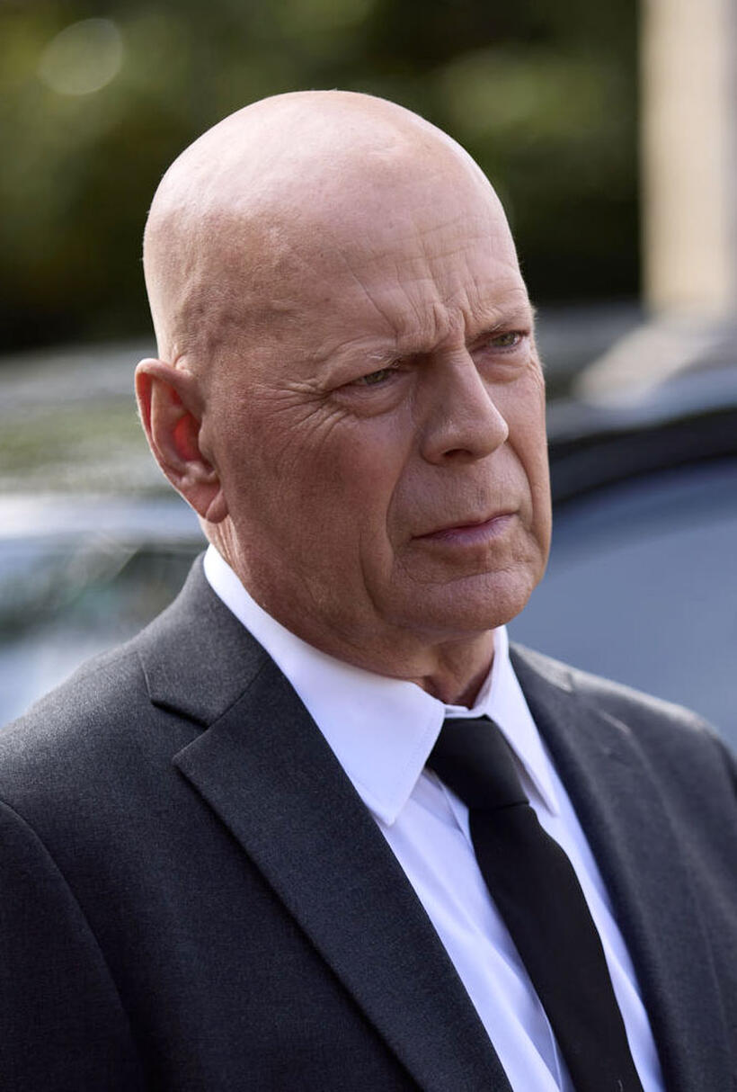 Bruce Willis in "Survive the Game"