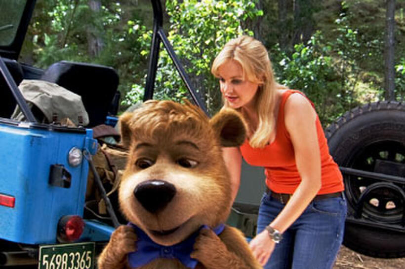 Justin Timerblake as Boo Boo and Anna Faris as Rachel in "Yogi Bear"