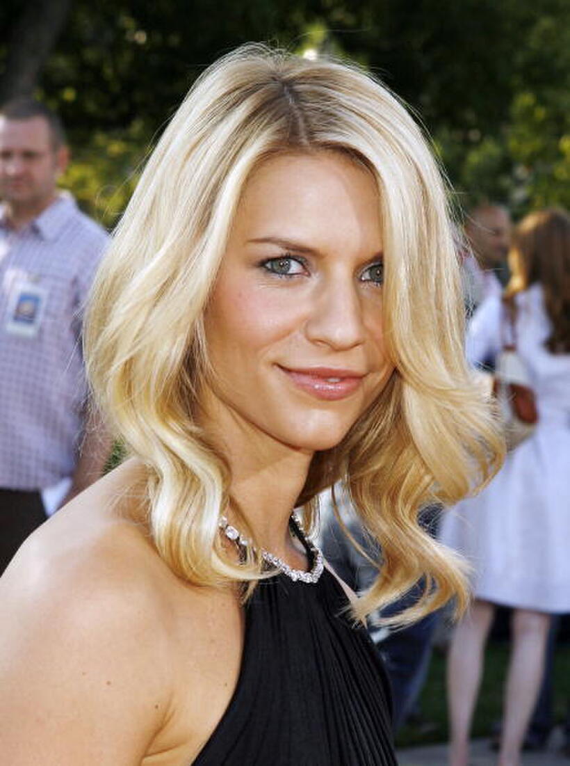 Claire Danes at the "Stardust " premiere in Los Angeles.