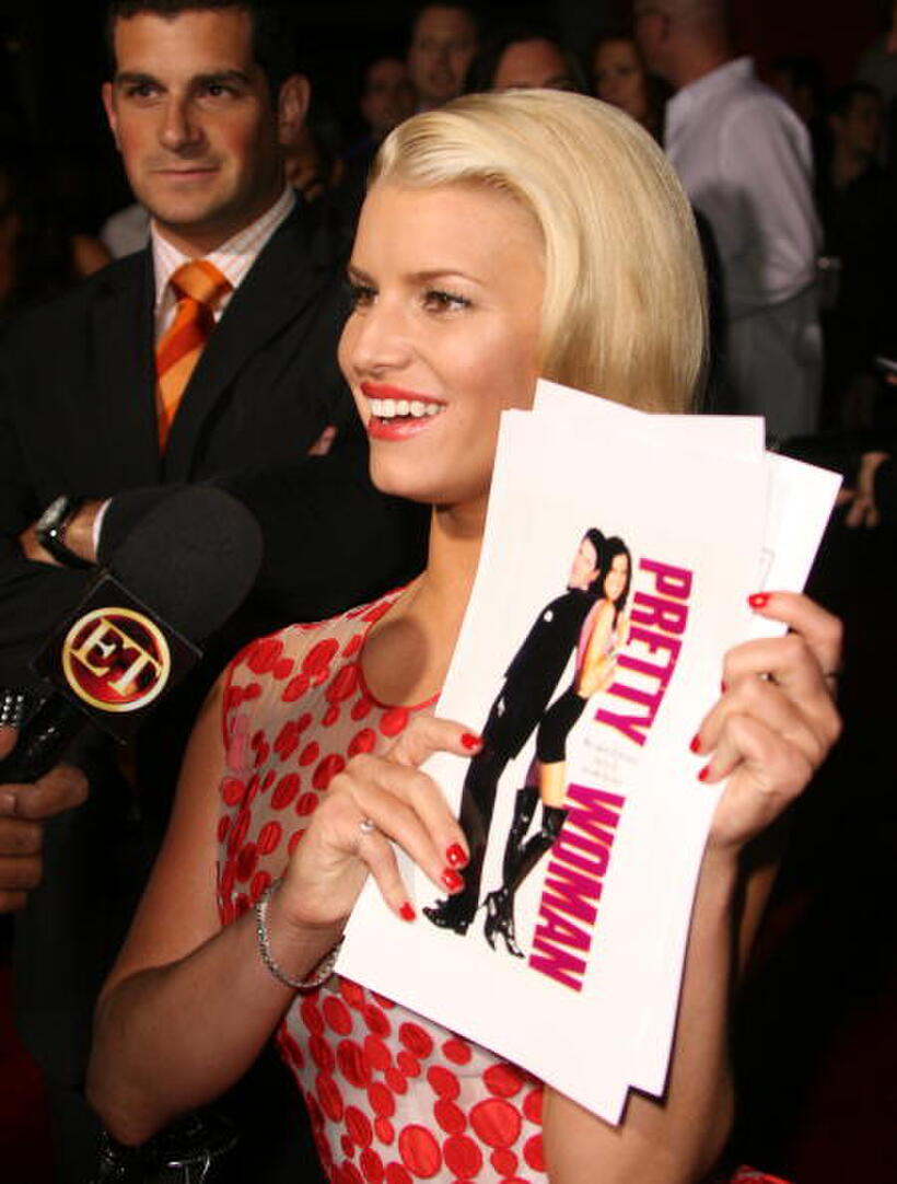 Jessica Simpson at the Los Angeles premiere of "Employee of the Month"