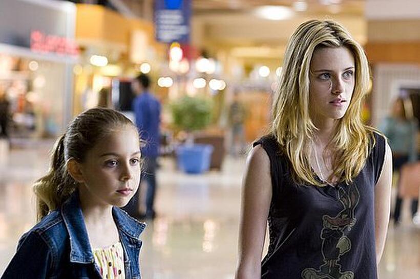 Makenzie Vega as Paige and Kristen Stewart as Lucy in "In the Land of Women."