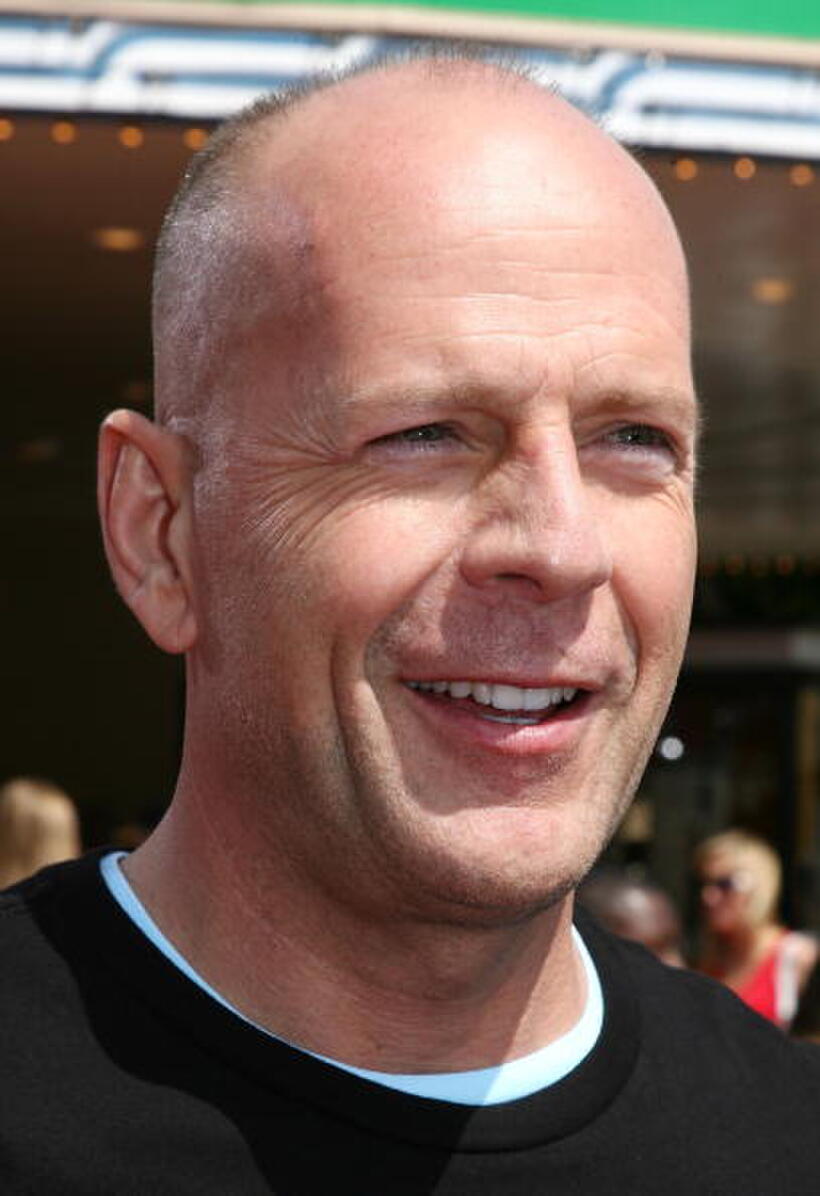 Bruce Willis at the Los Angeles premiere of "Over the Hedge"