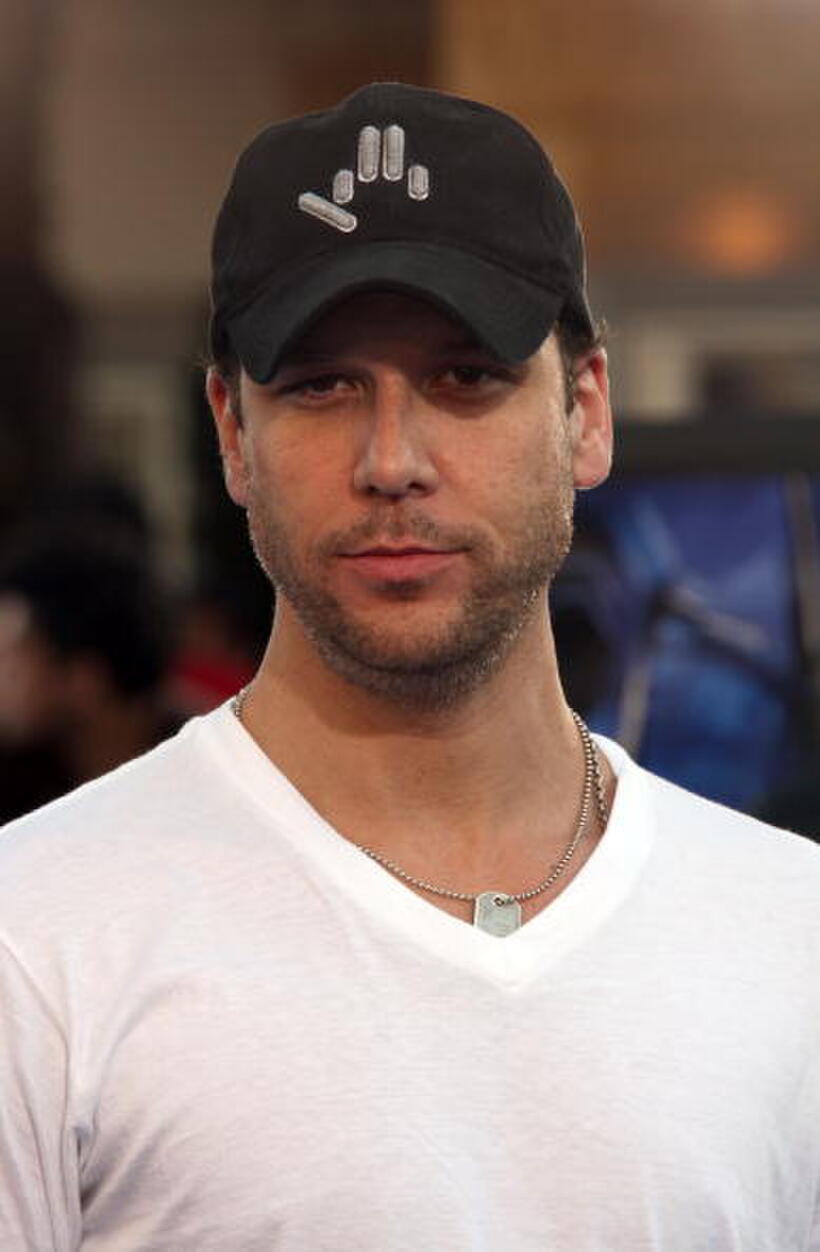 Dane Cook at the "Transformers" premiere.