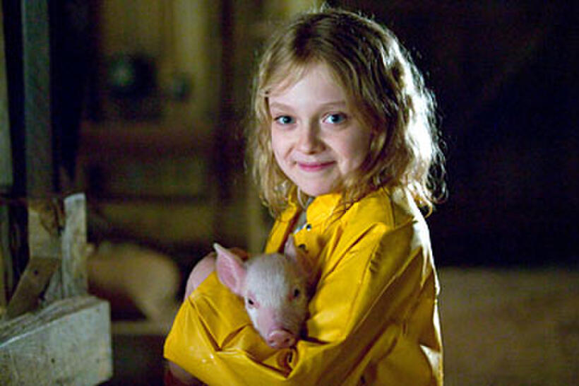 Fern (Dakota Fanning) and Wilbur in "Charlotte's Web."