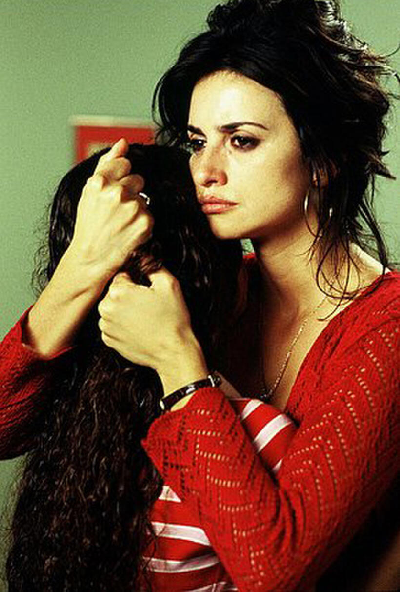 Penelope Cruz and Yohana Cabo in "Volver."