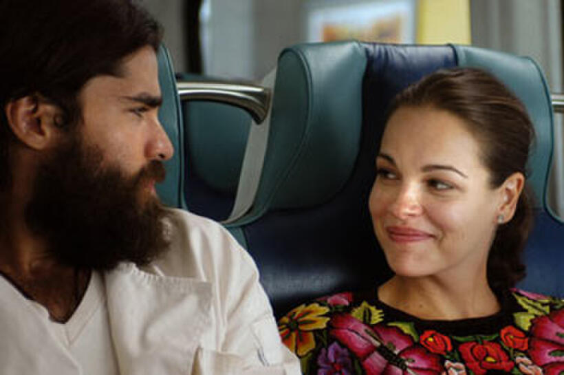 Eduardo Verástegui and Tammy Blanchard in "Bella."