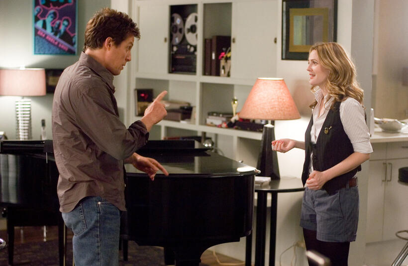 Hugh Grant and Drew Barrymore in a scene from "Music and Lyrics."