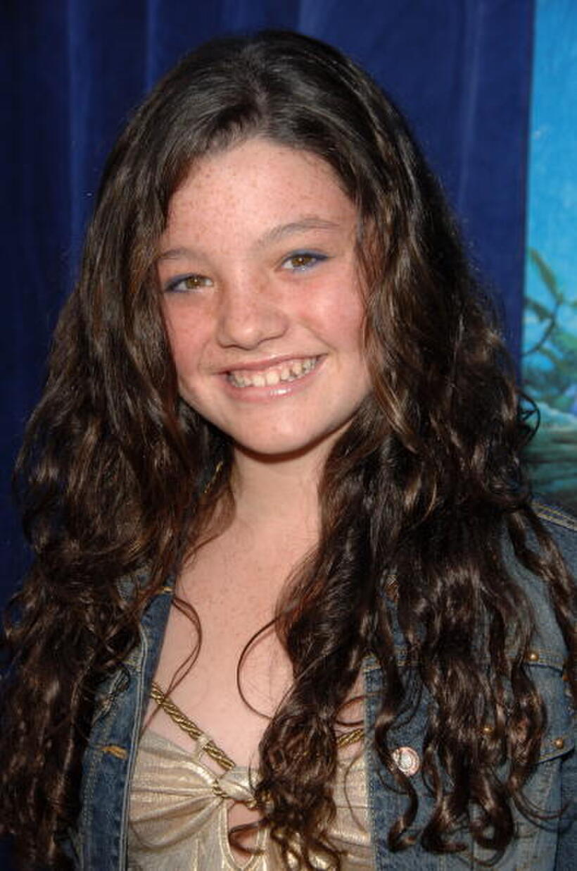 Actress Carly Owen at the Hollywood premiere of "Bridge to Terabithia."