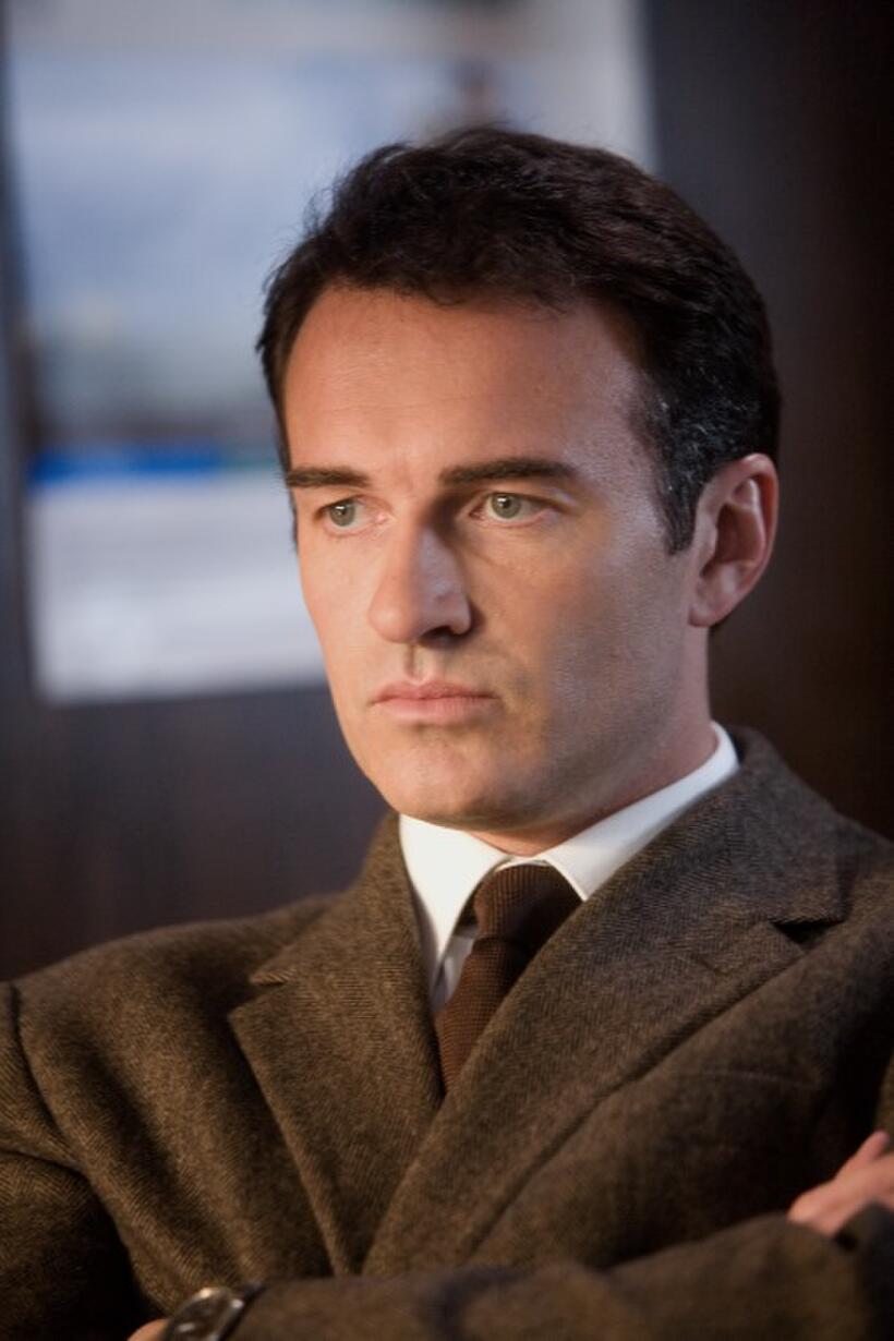 Julian McMahon in "Premonition."
