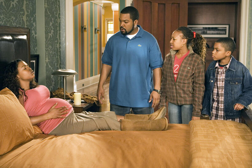 Nia Long, Ice Cube, Aleisha Allen and Philip Bolden in "Are We Done Yet?"