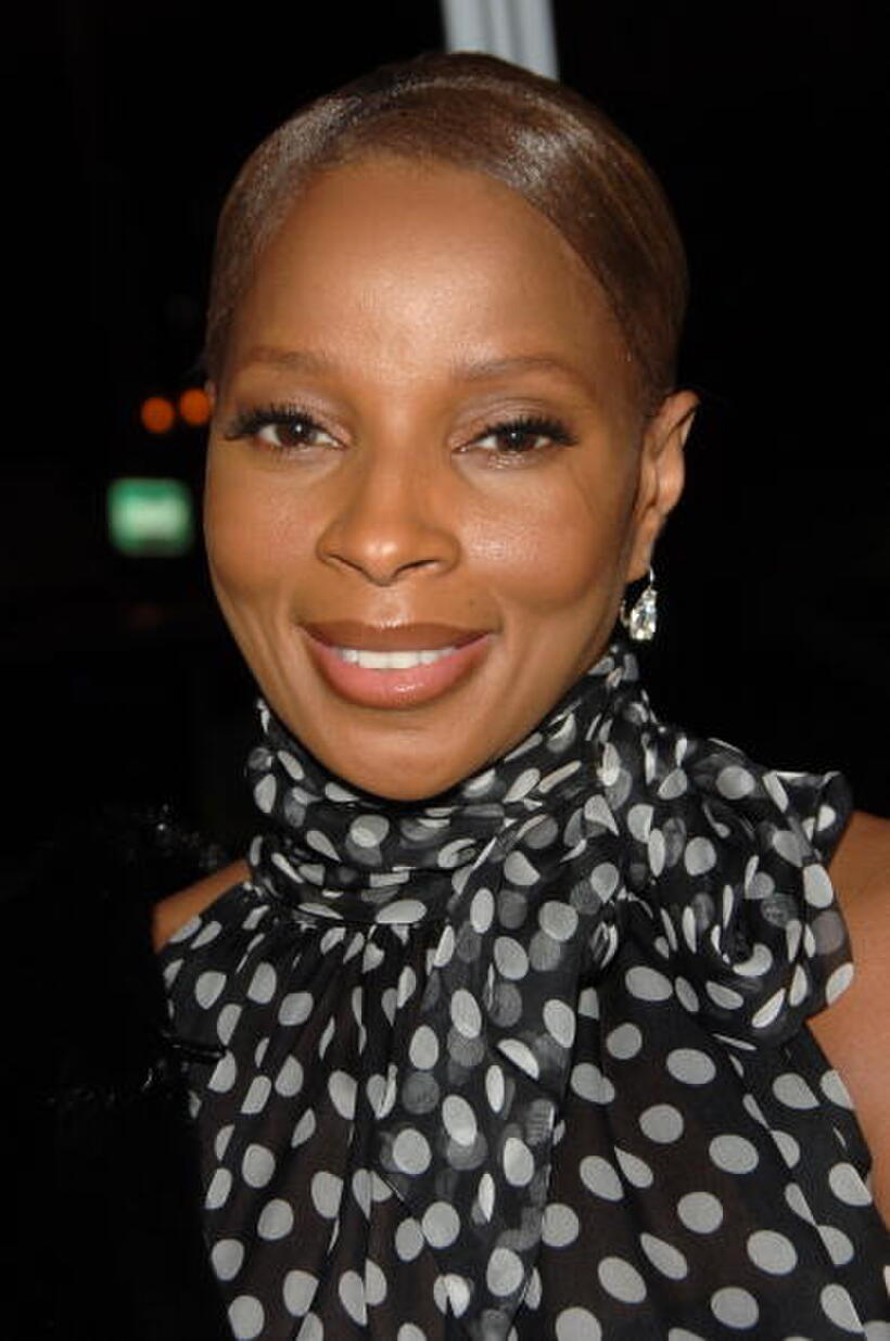 Singer Mary J. Blige at the Hollywood premiere of Tyler Perry's "Daddy's Little Girls."