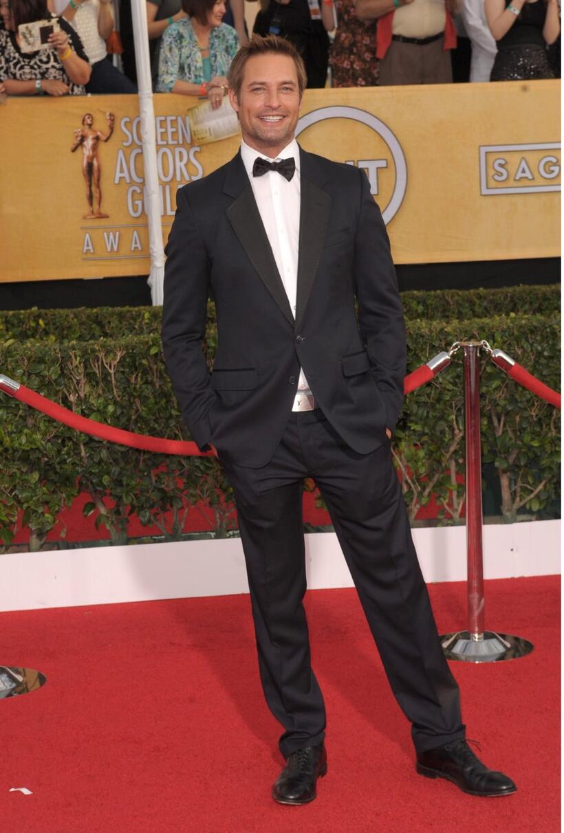 
	Josh Holloway
