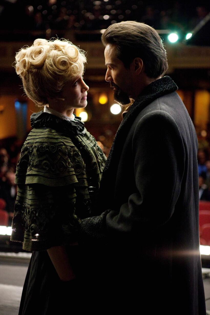 
	Vera Farmiga in HENRY'S CRIME
