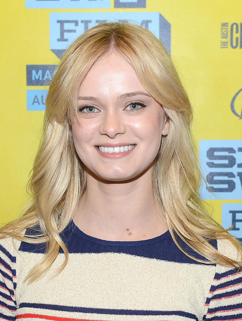 
	Sara Paxton
