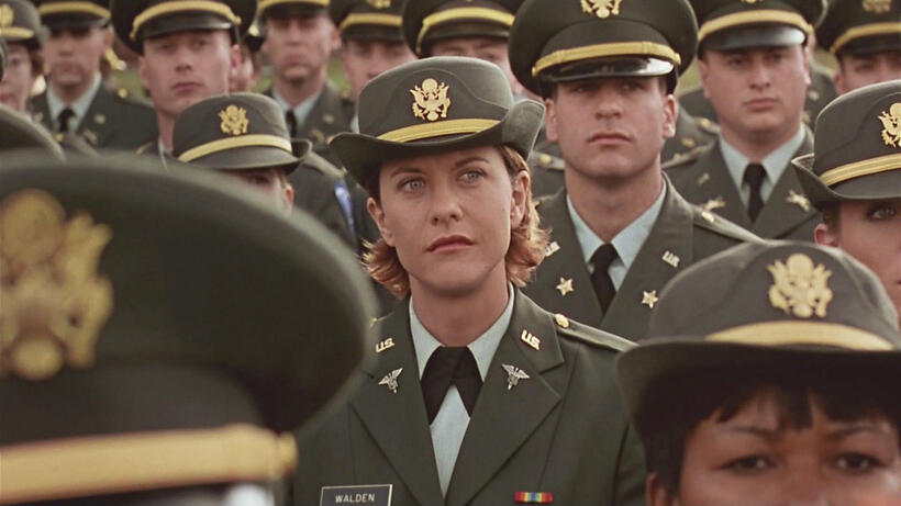 
	11 Actors You Won't Believe Have Never Been Nominated for Oscar
