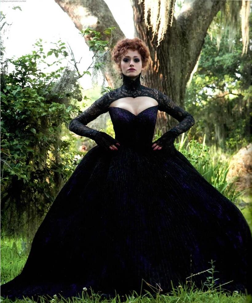 
	3. Beautiful Creatures
