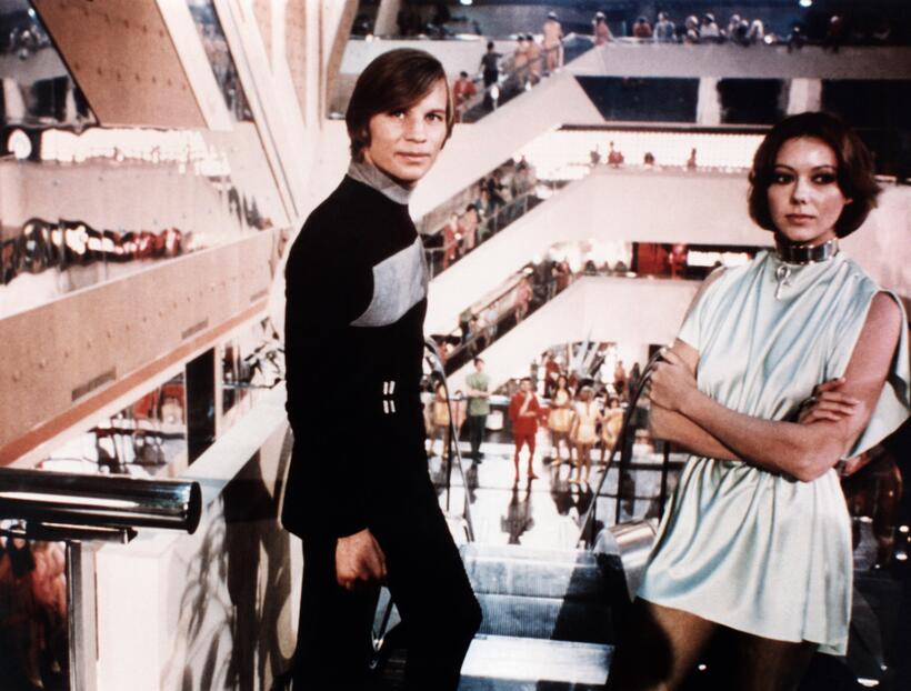 
	LOGAN'S RUN Jenny Agutter

