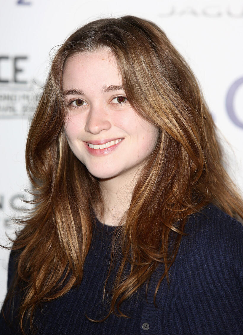
	Alice Englert
