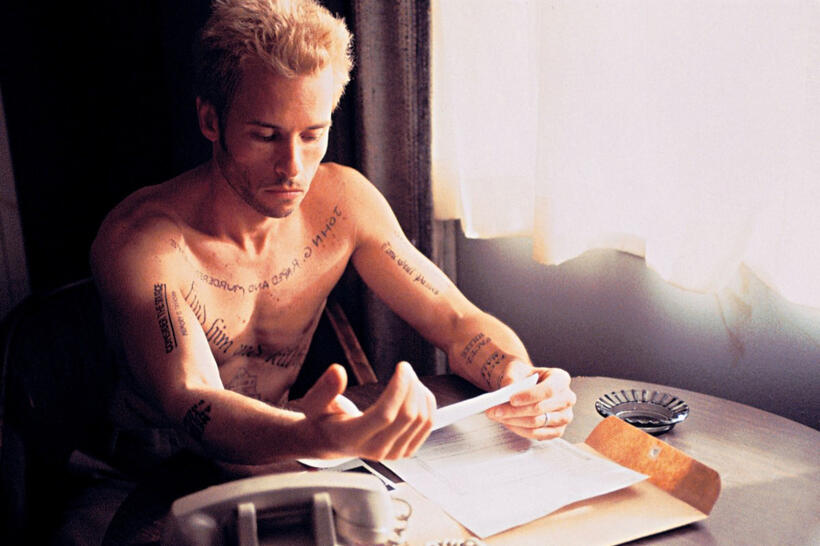 
	Leonard Shelby, Memento
