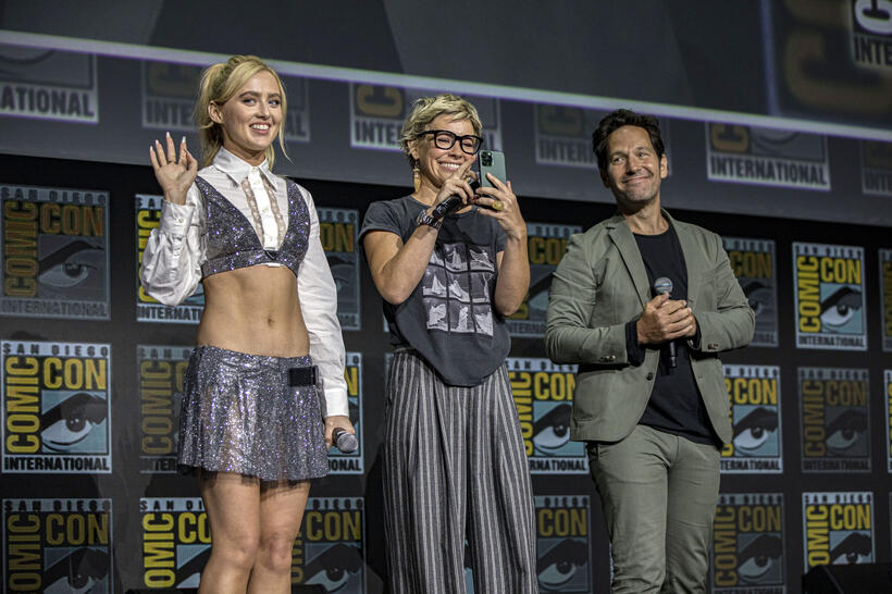 
	Kathryn Newton, Evangeline Lilly and Paul Rudd
