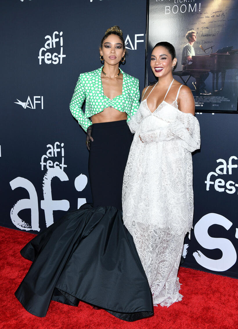 
	Alexandra Shipp and Vanessa Hudgens
