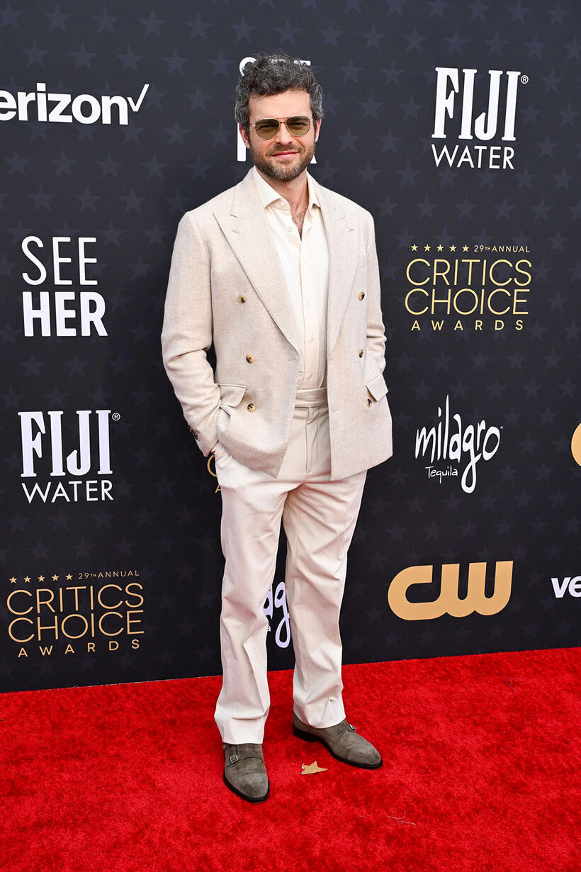 
	Alden Ehrenreich
