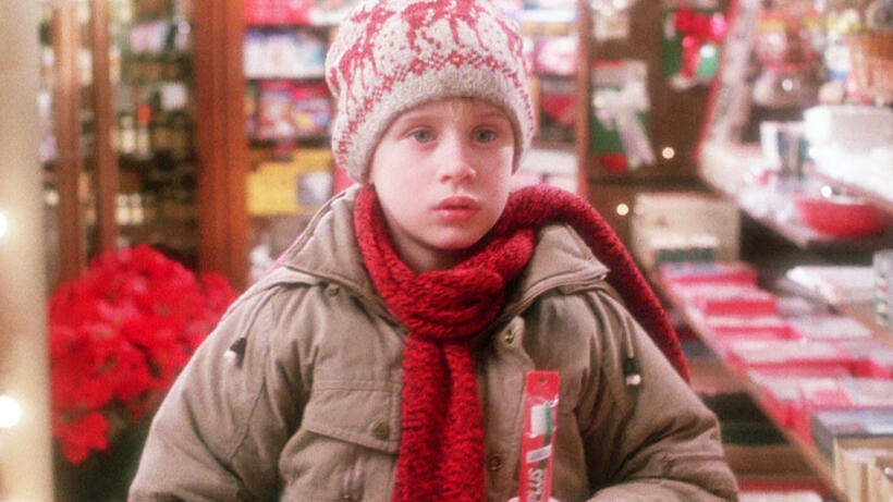 When It All Goes Wrong: the Holiday How-to Guide According to Movies 