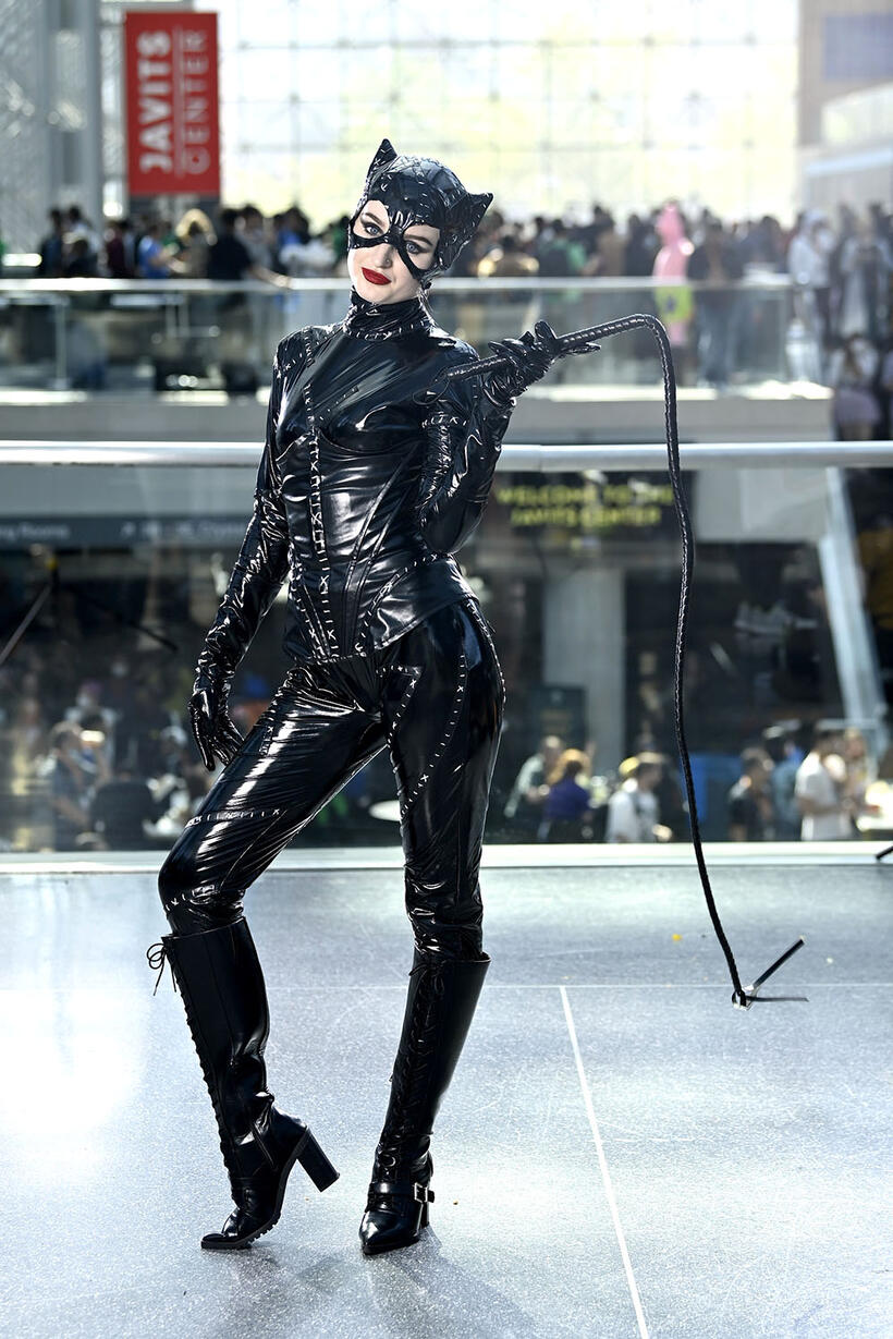 
	Catwoman
