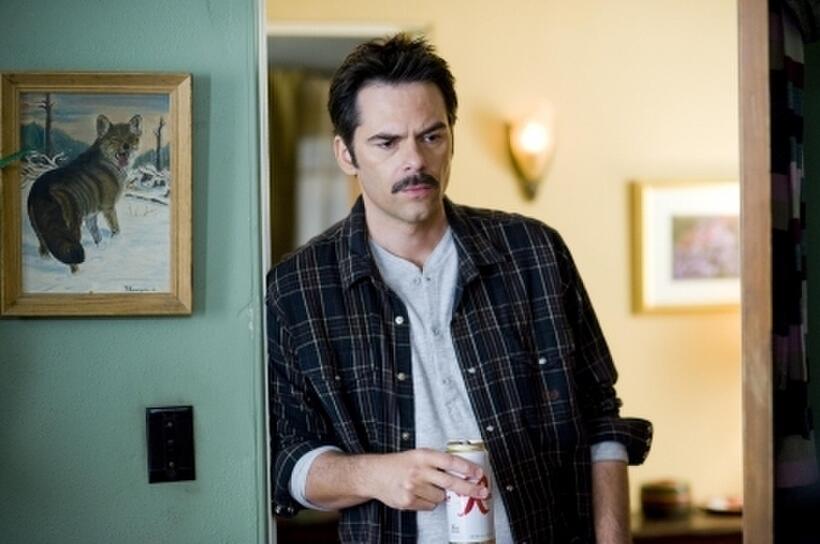 Charlie Swan (Billy Burke)