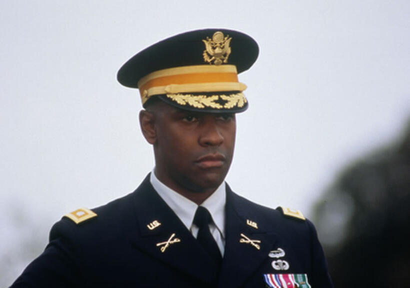 Denzel Washington in "Courage Under Fire" (1996)