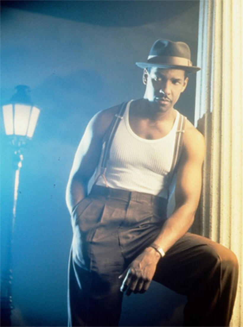 Denzel Washington in "Devil in a Blue Dress" (1995)
