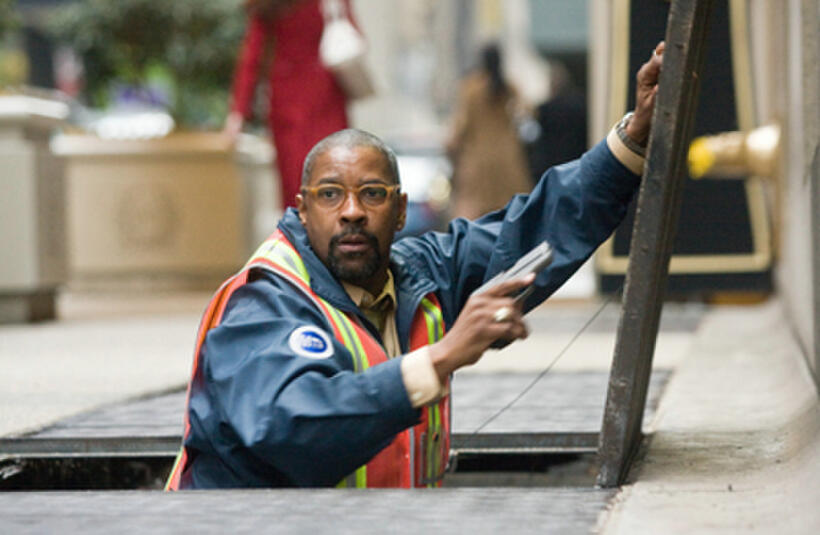 Denzel Washington in "The Taking of Pelham 123" (2009)