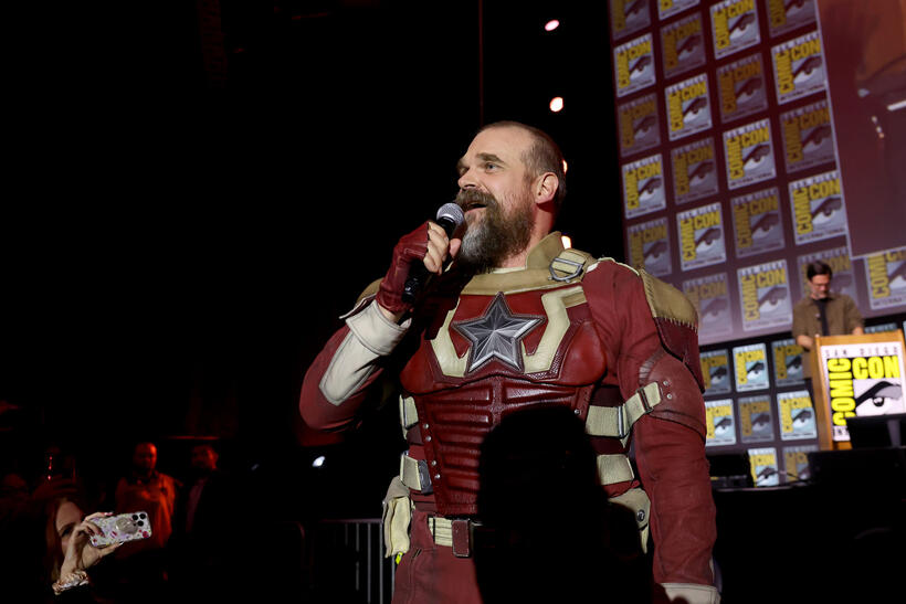 
	David Harbour
